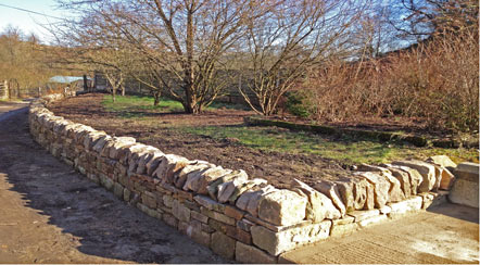 park bridge retaining wall