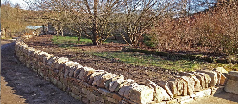 Park Brdge retaining wall